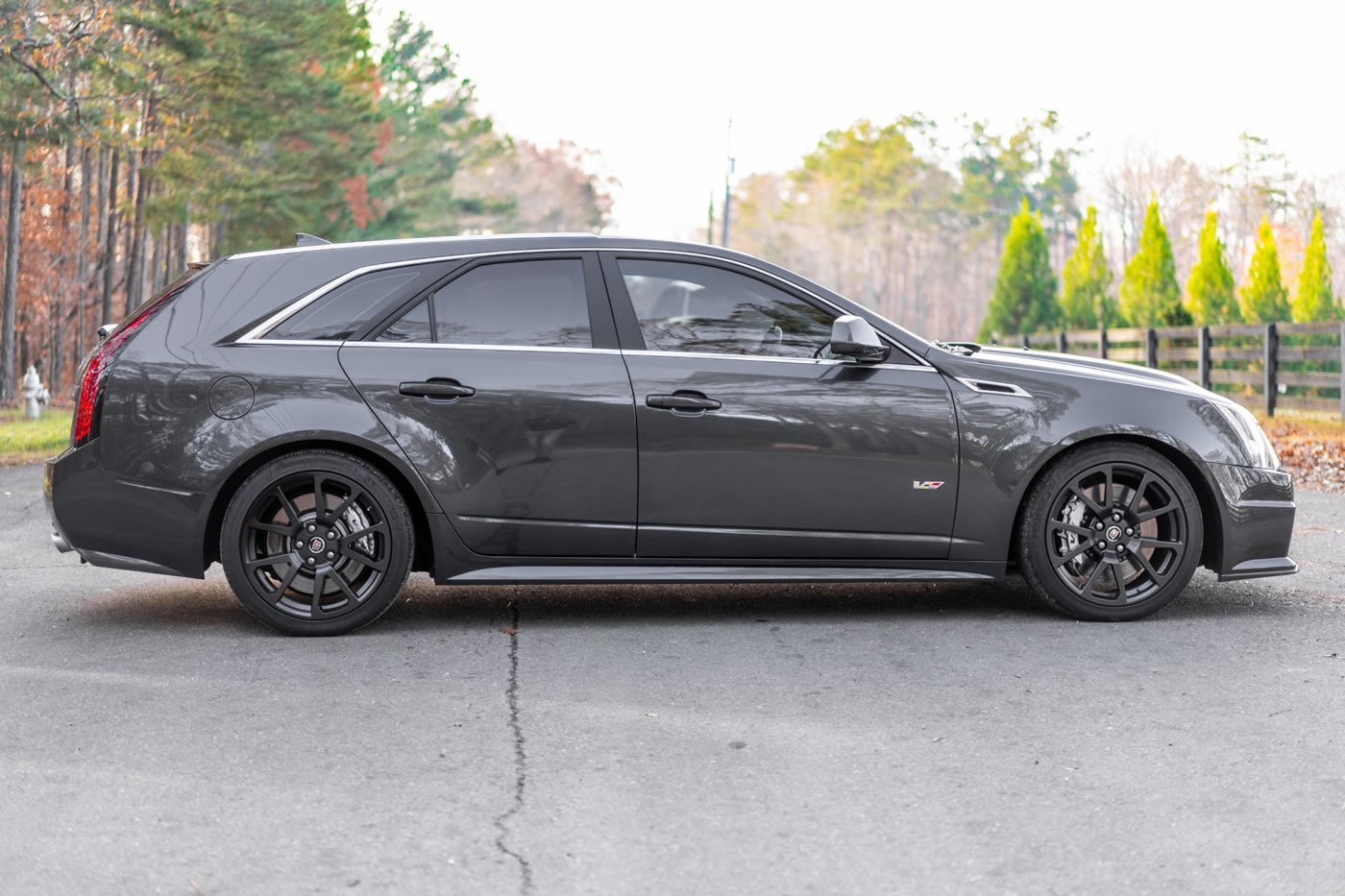 2014 Cadillac CTS-V Wagon in Phantom Gray Metallic