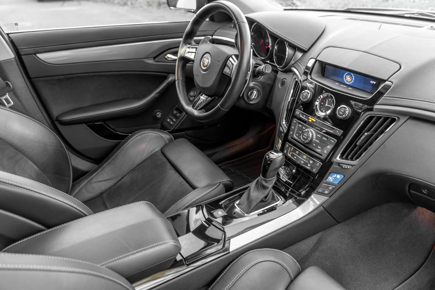 2014 Cadillac CTS-V Wagon in Phantom Gray Metallic