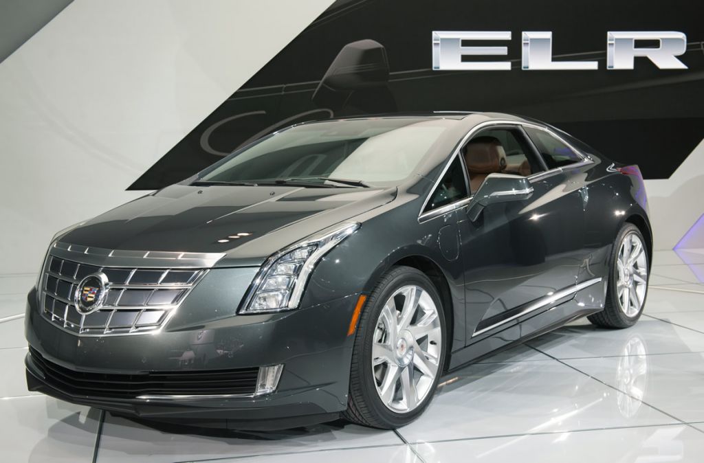 2014 Cadillac ELR Wins Best Production Vehicle Design Award