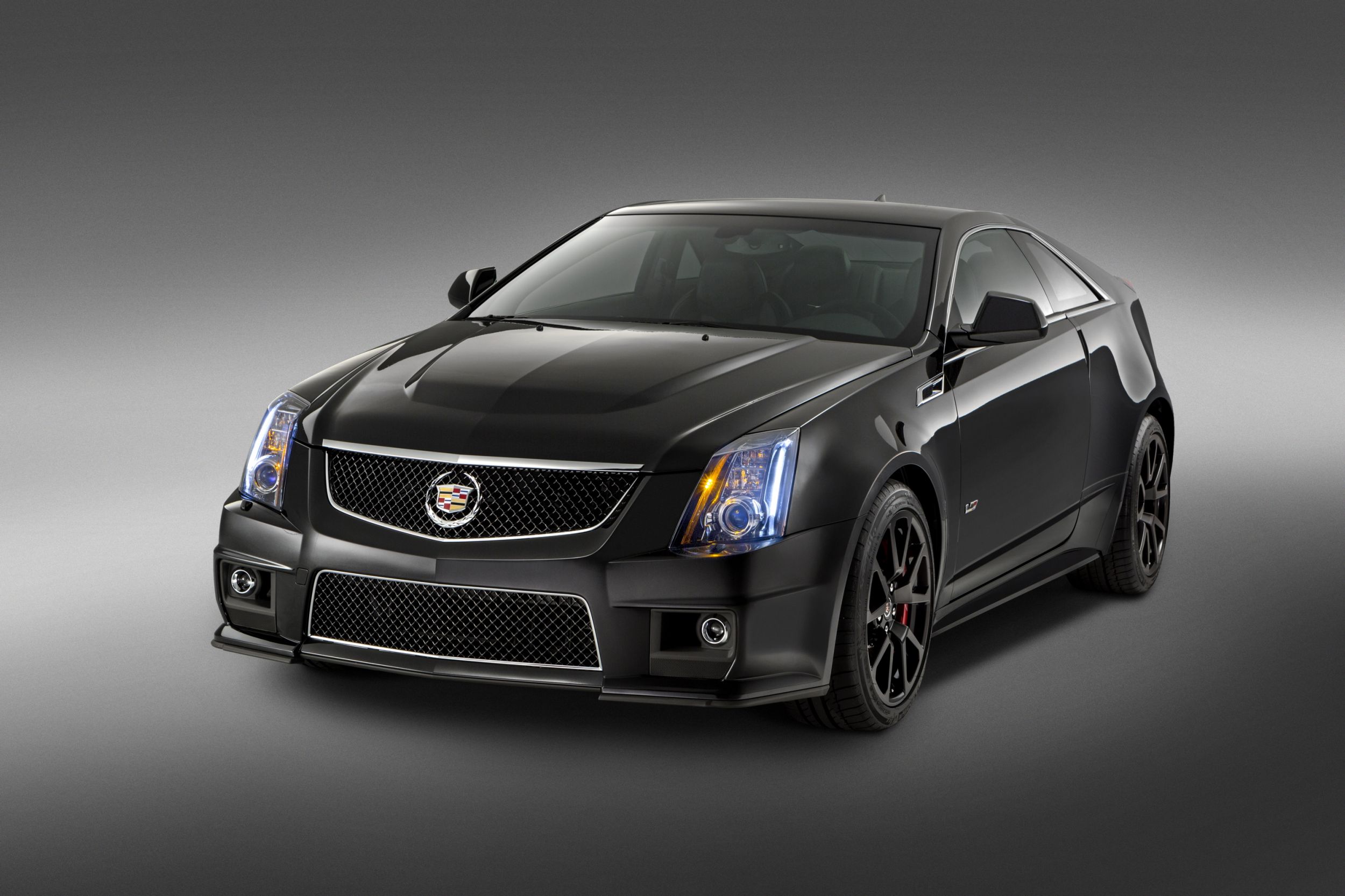 2015-Cadillac-CTSV-Coupe-001.jpg