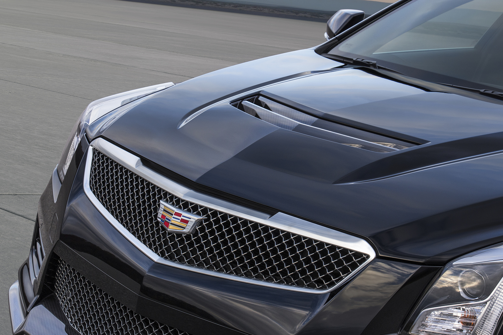 2016-Cadillac-ATS-V-Sedan-017.jpg