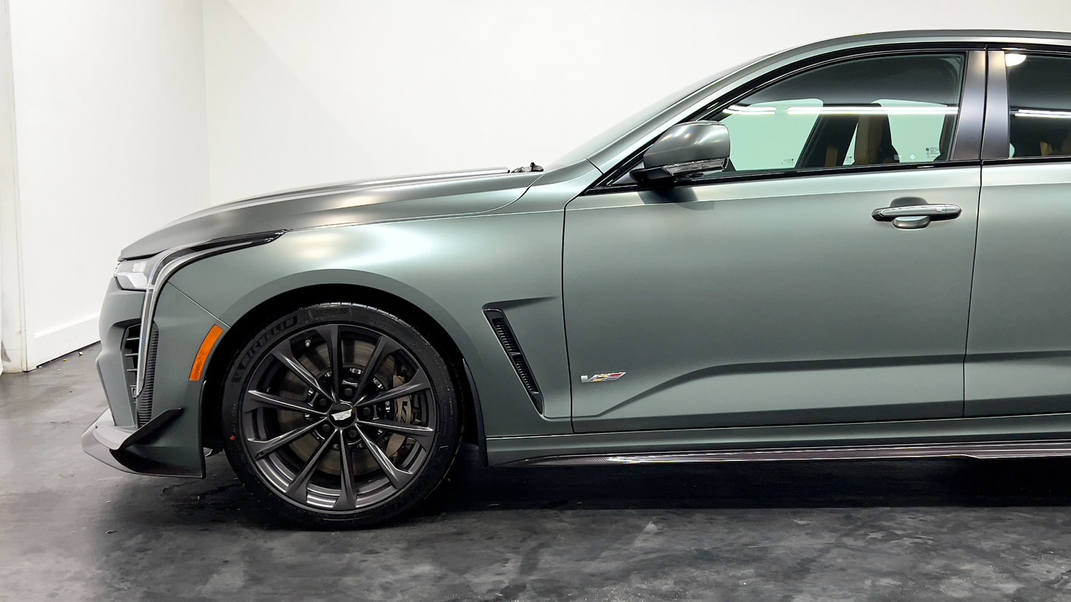 2022 Cadillac CT4-V Blackwing in Dark Emerald Frost