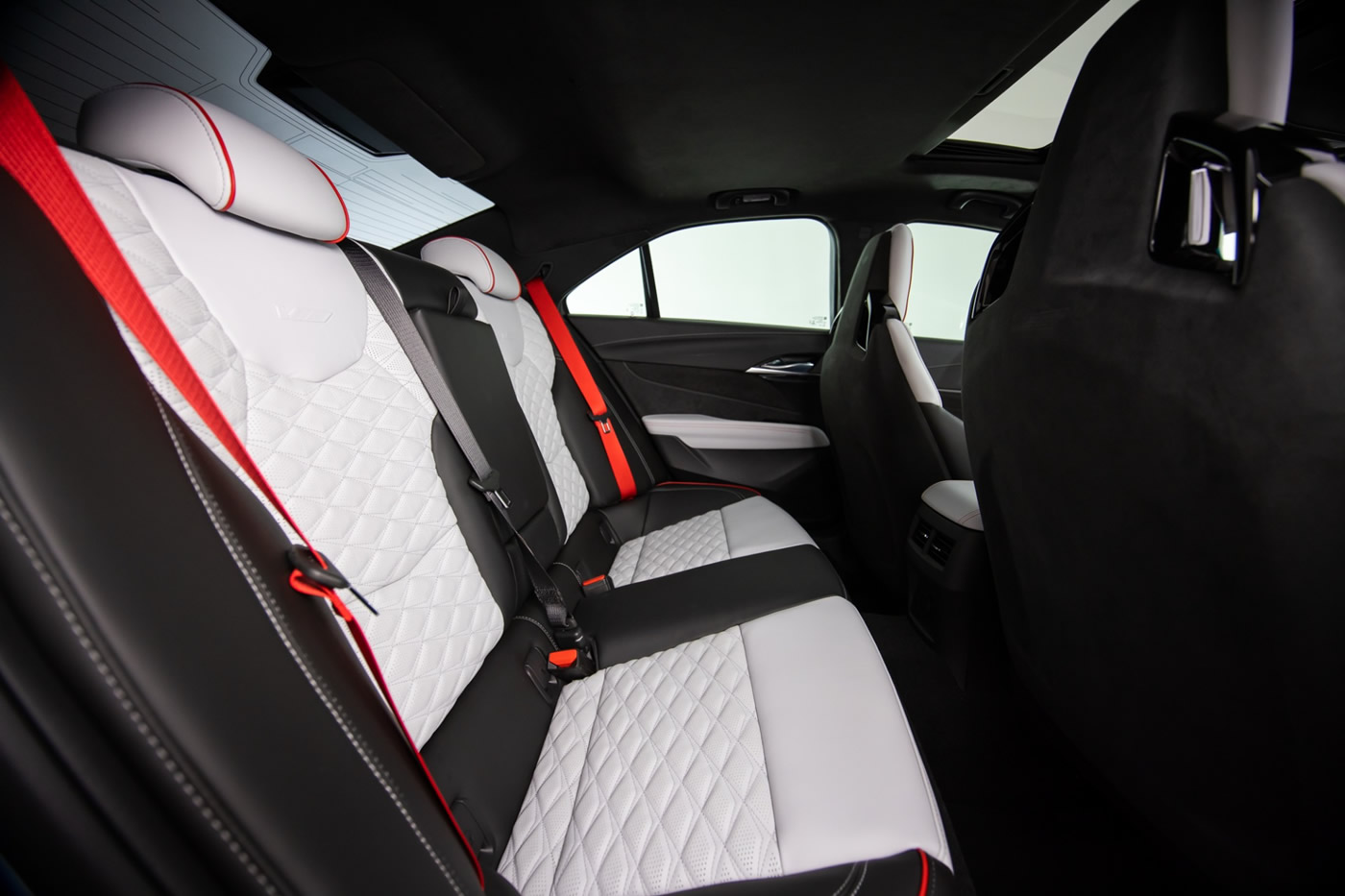 2022 Cadillac CT4-V Blackwing in Rift Metallic