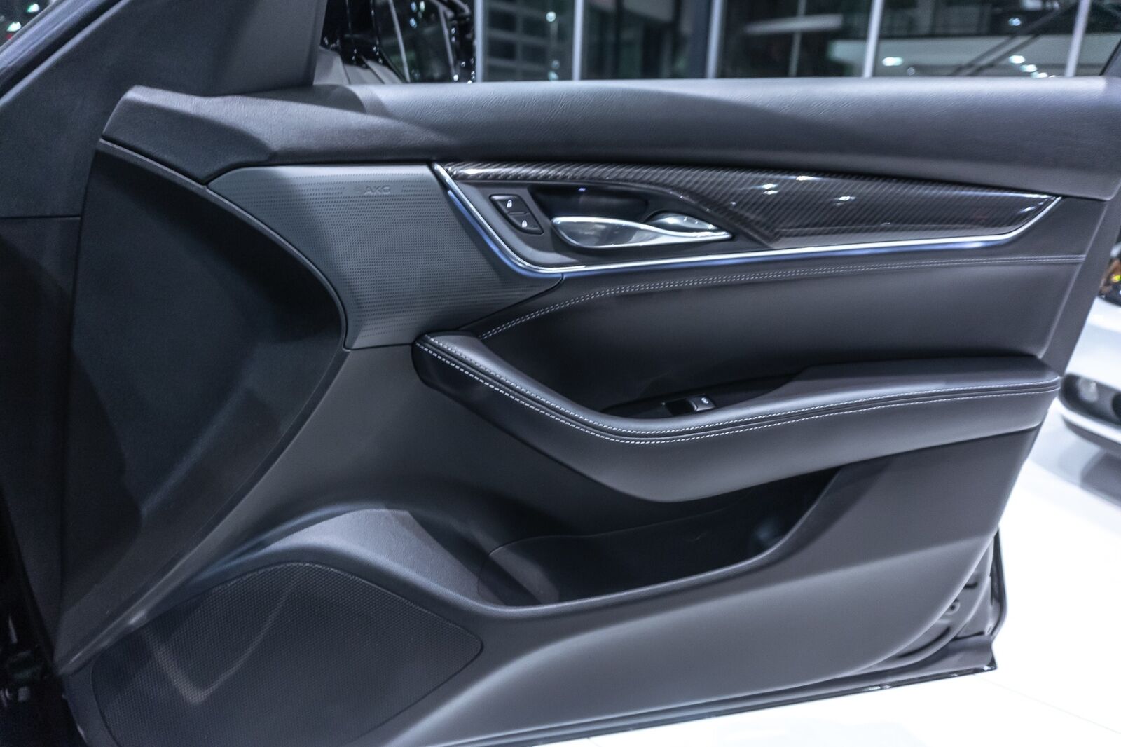 2022 Cadillac CT5-V Blackwing in Black Raven