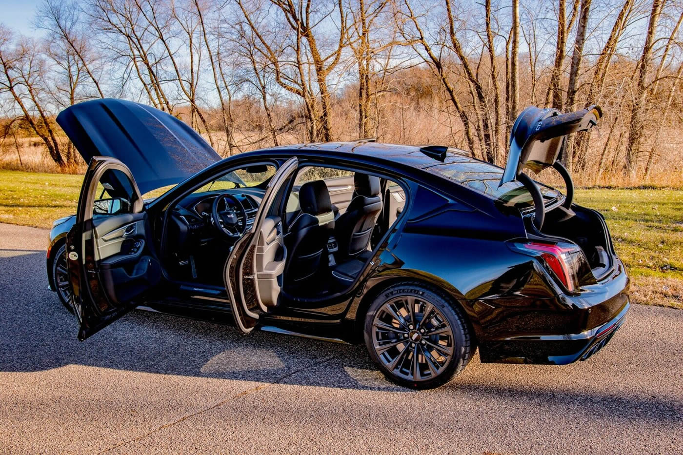 2022 Cadillac CT5-V Blackwing in Black Raven