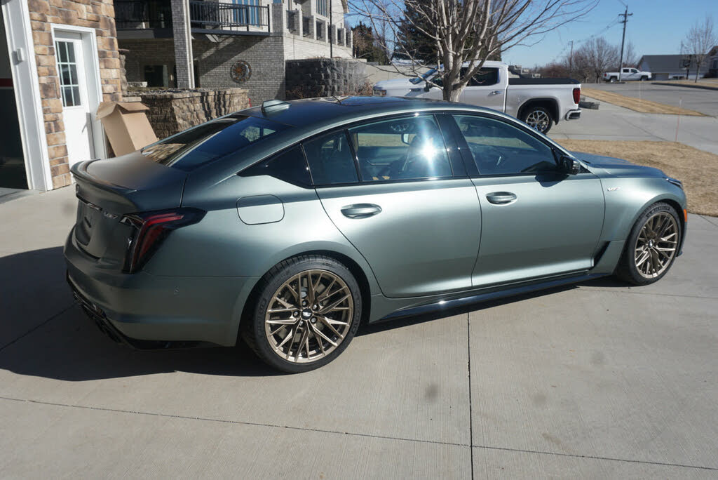 2022 Cadillac CT5-V Blackwing in Dark Emerald Frost