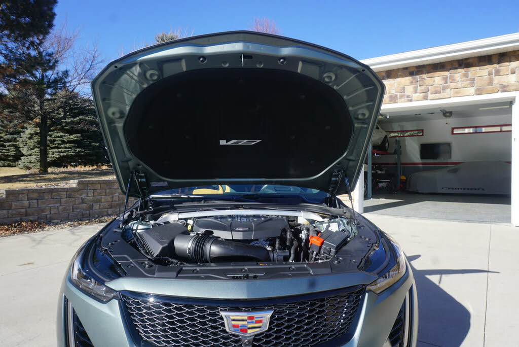 2022 Cadillac CT5-V Blackwing in Dark Emerald Frost