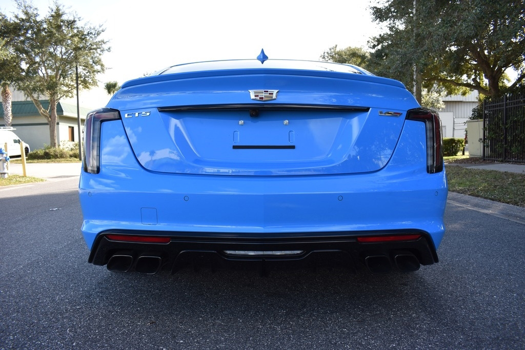 2022 Cadillac CT5-V Blackwing in Electric Blue