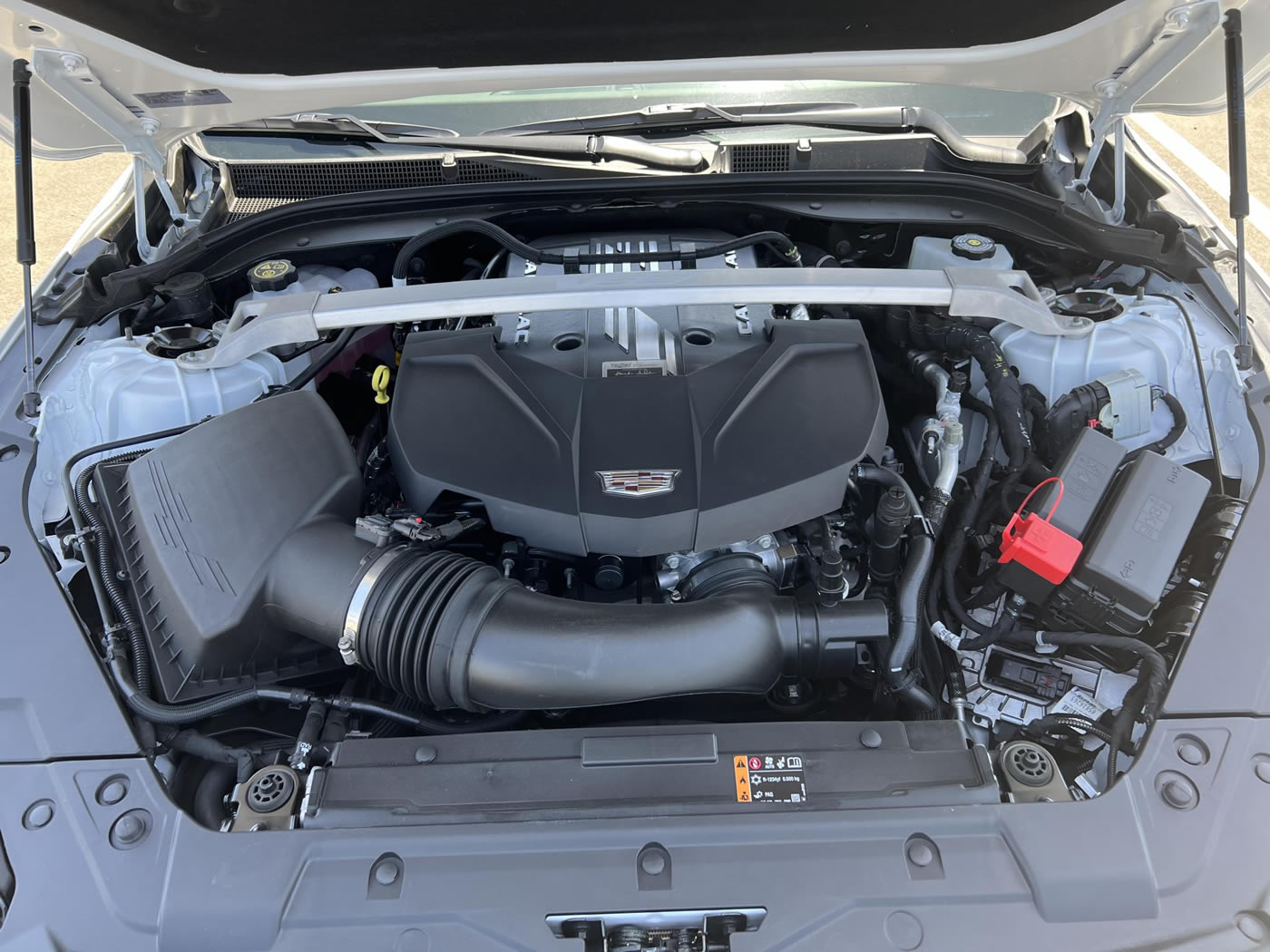 2023 Cadillac CT5-V Blackwing 6-Speed in Summit White
