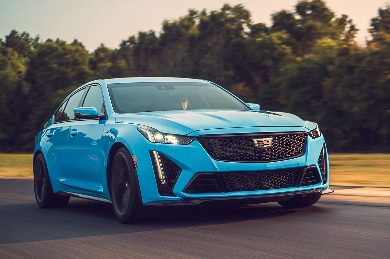 Dealers Can Now Build the 2023 Cadillac CT4 V and CT5 V Blackwing 