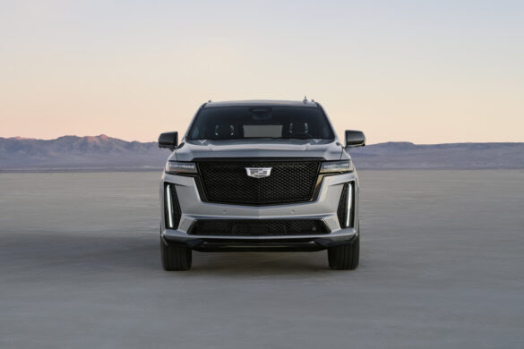 The Escalade-V's unique front fascias include Cadillac’s signature Sport mesh grille.